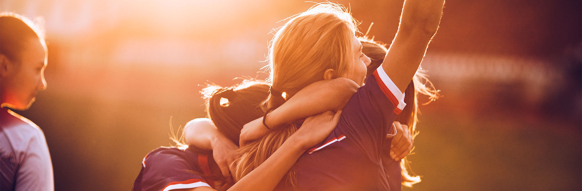 Ragazze che giocano durante l'exchange a football